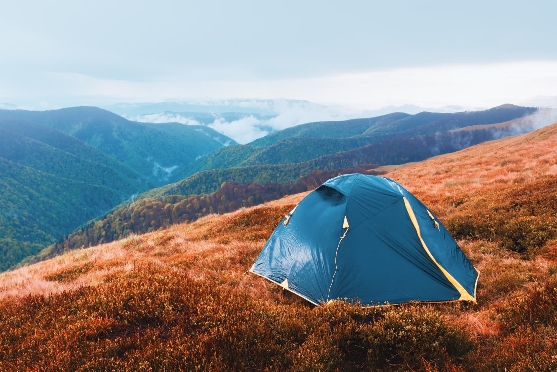 Jak wybrać najlepszy namiot na przygodę na świeżym powietrzu?