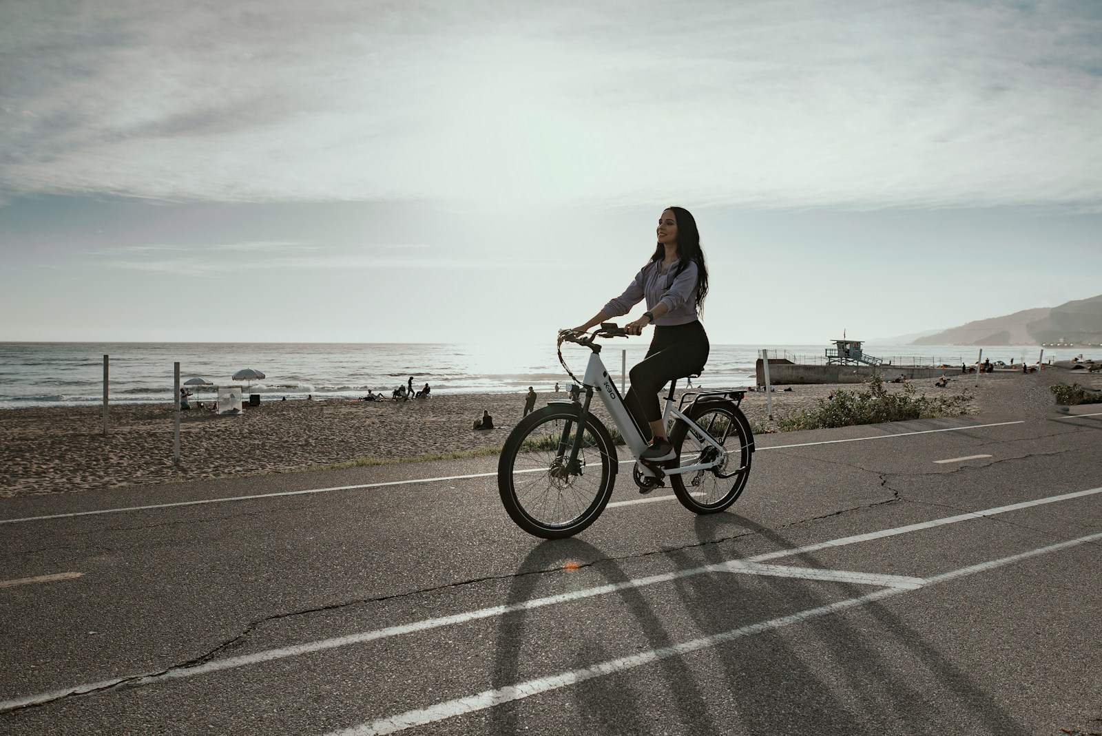 Czy jazda na rowerze wyszczupla uda? Odkrywamy prawdę o wpływie roweru na kształt nóg