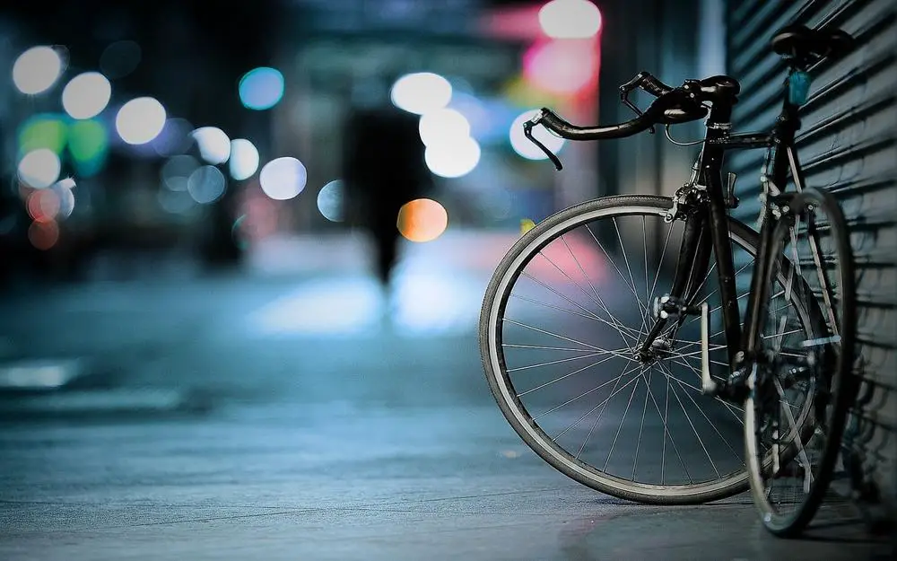 Dobór szerokości siodełka rowerowego – praktyczny poradnik jak to zrobić i na co zwracać uwagę