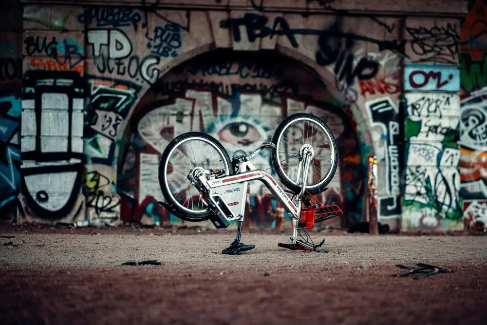 Możliwość założenia dętki do bezdętkowej opony rowerowej – mity i rzeczywistość