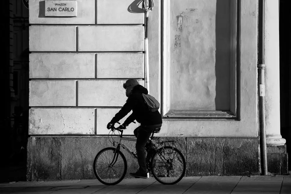 Odpowietrzenie hamulców w rowerze – jakie są koszty i czy warto rozważyć wymianę?