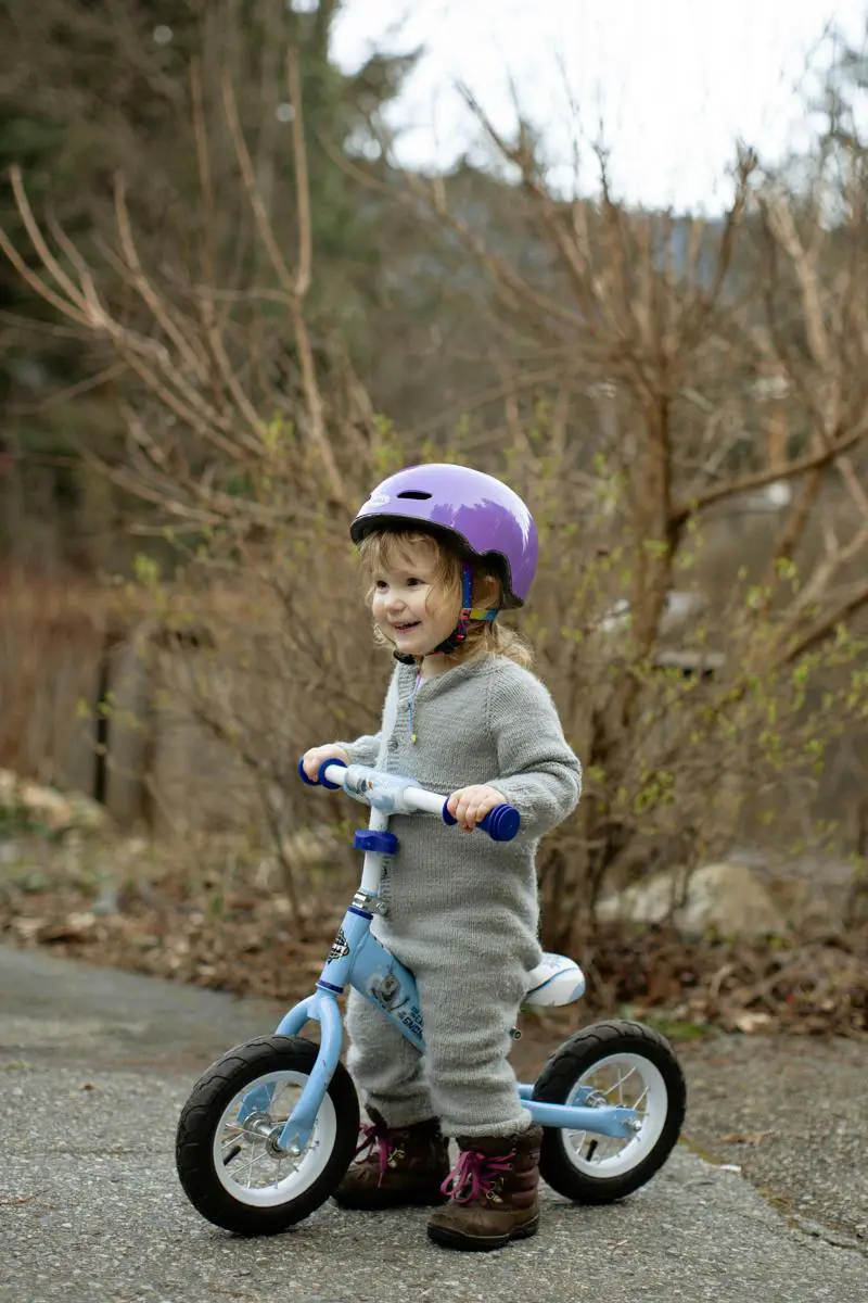 Komfort jazdy na rowerze – wybieramy bieliznę rowerową męską i damską. Recenzja produktów z Decathlon