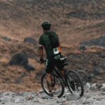Enduro – przewodnik dla początkujących: Co to jest i jak wybrać odpowiedni rower?