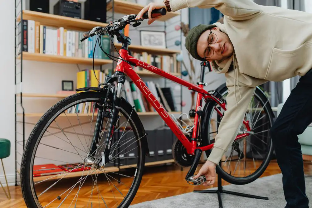 Ostre koło – co to jest i jakie rowery je wykorzystują?