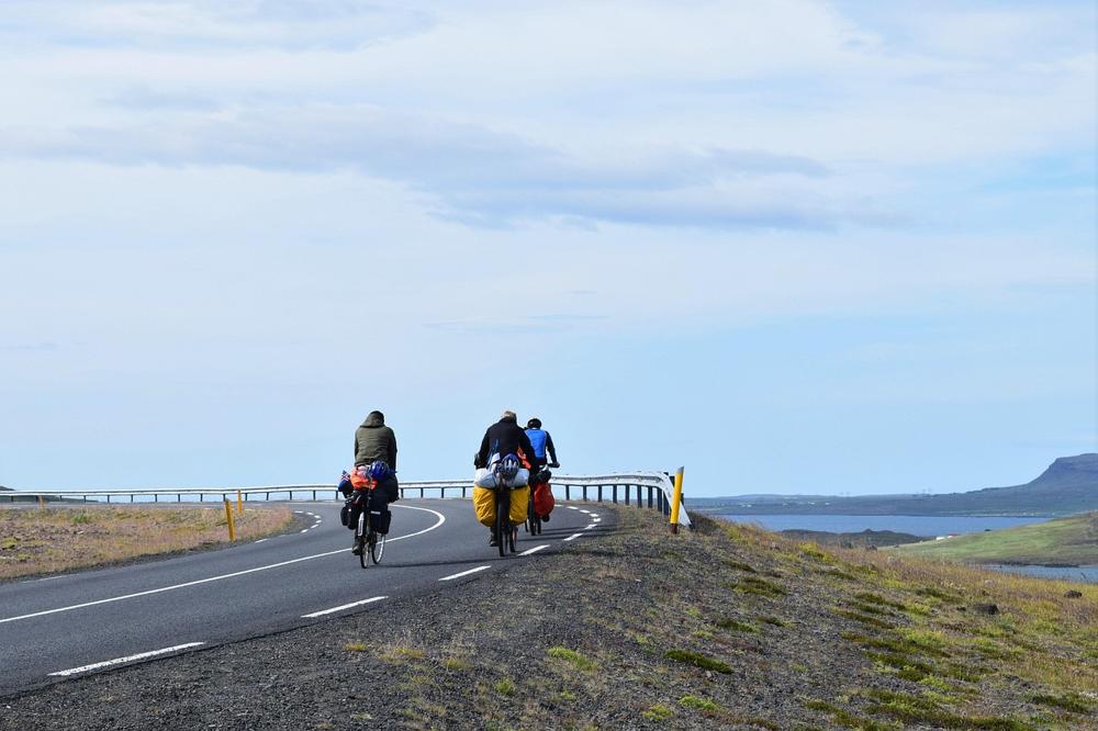 Co to jest bikepacking i dlaczego warto spróbować tej rowerowej przygody